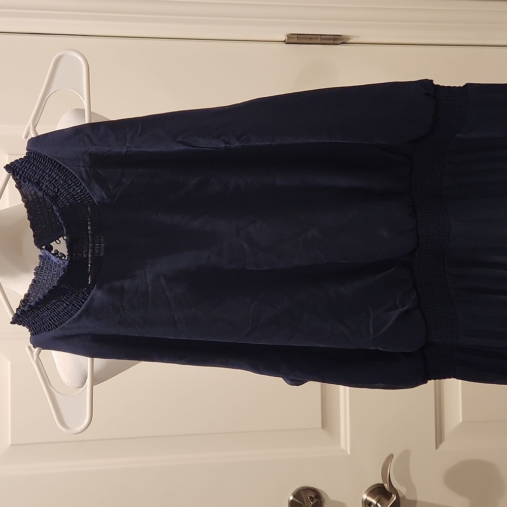 NEW- Sam Edelman Smocked Plissé Midi Dress Blue Size 14 - Picture 5 of 8